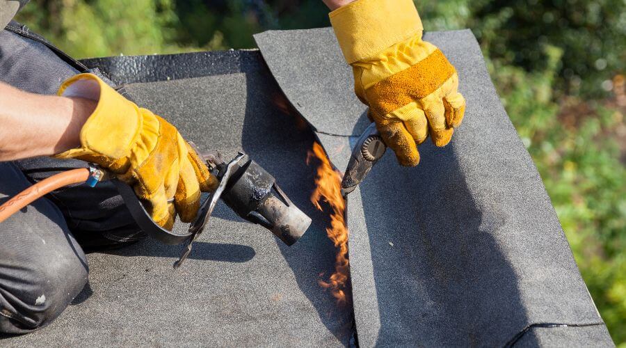 Expert Emergency Roof Repairs services in Sunnyside, UT
